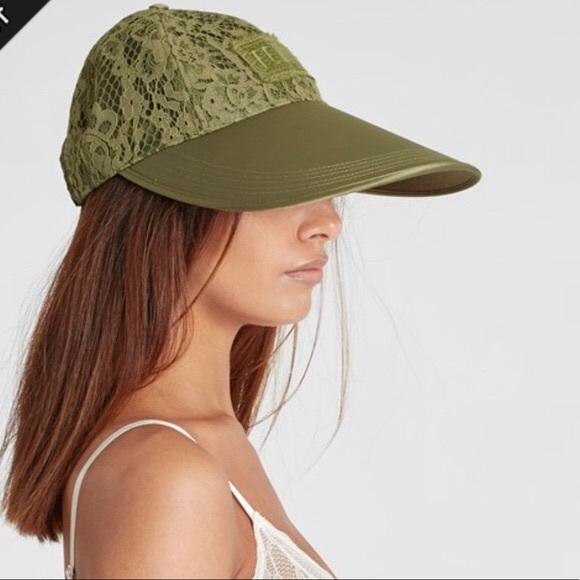 oversized baseball hat